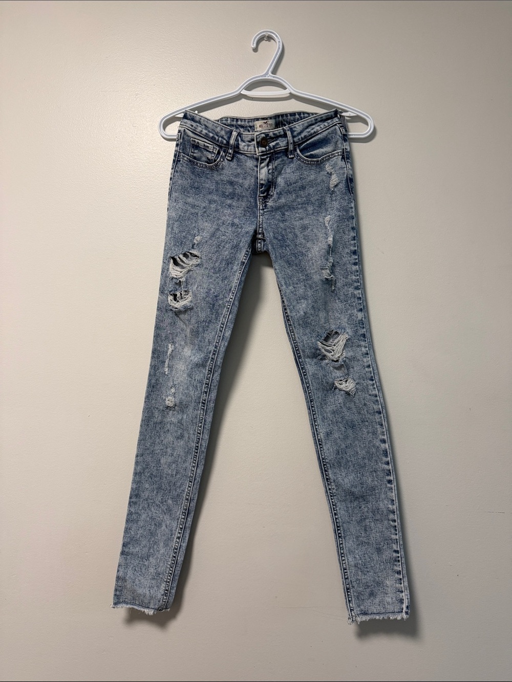 Hollister Light Acid-Wash Distressed Skinny Jeans